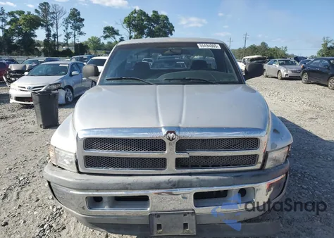 2001 Dodge Ram 1500 z USA, uszkodzony, nr VIN 1B7HC16Y31S197524